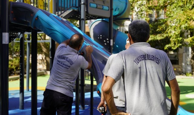 Yunusemre Belediyesi, Tevfikiye'de bulunan parkı yeniledi
