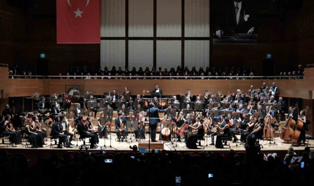 100 yıllık tarihi bandodan 100. yıl konseri