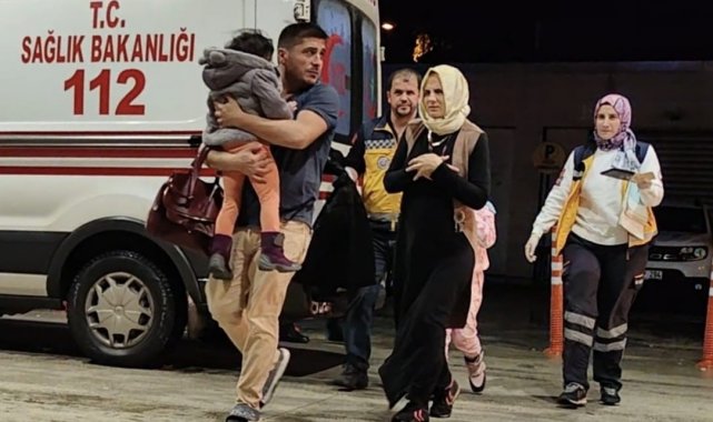 2 araç kafa kafaya çarpıştı: 2'si çocuk 3 kişi yaralandı