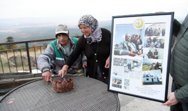 33 yıldır tekerlekli sandalye ile çıktığı kuledeki görevinden emekli oldu