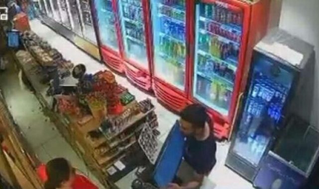 'Alacağım var' deyip, marketteki oyun makinesini götürmeye çalışan şüpheli tutuklandı