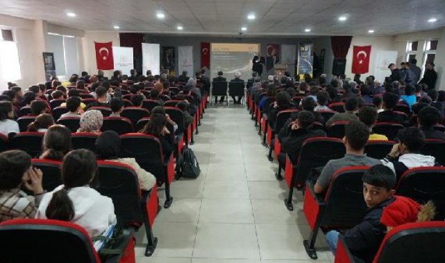 'Kalbimiz Gazze'de' temasıyla başlayan Uluslararası 'Siirt Kısa Film Festivali', sona erdi