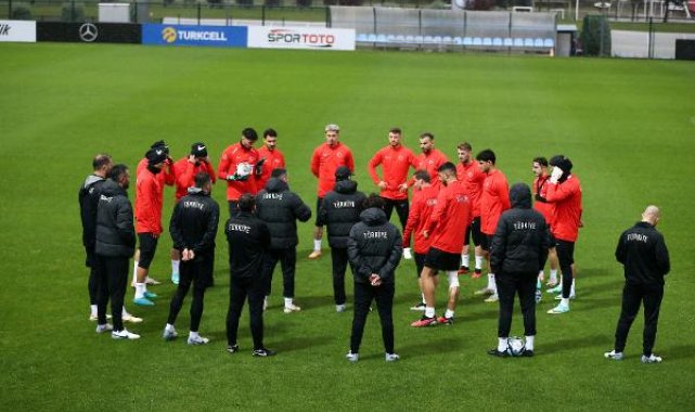 A Milli Futbol Takımı, Almanya ve Galler maçlarının hazırlıklarına başladı