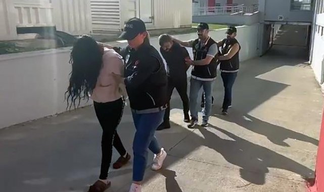 Adana'da 'torbacı' operasyonunda 2 tutuklama