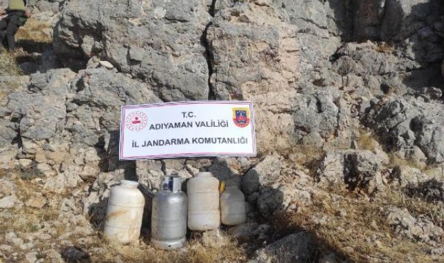Adıyaman'da, PKK'lı teröristlere ait yaşam malzemesi ele geçirildi