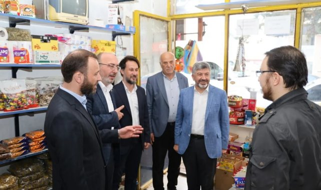 AK Parti Kütahya heyeti Gediz'de esnaf ziyareti yaptı