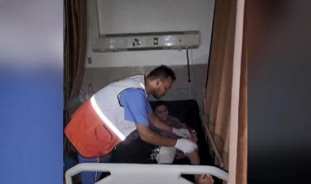 Al-Amal hastanesinde doktorlar hastaları böyle tedavi ediyor