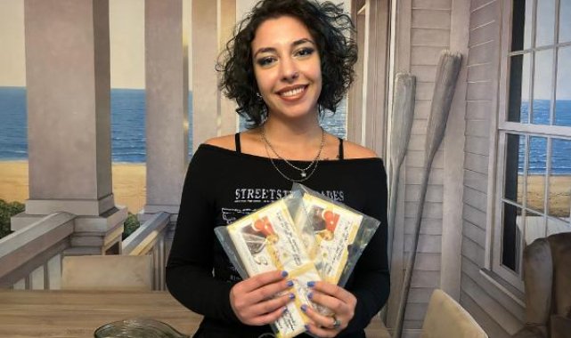 Anne karnındayken ailesinin yazdığı mektubu 21 yaşında okudu
