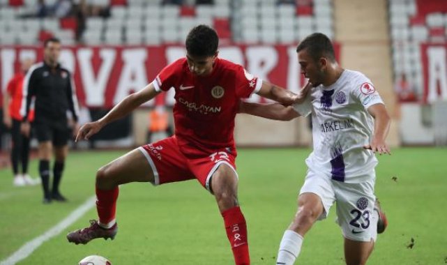 Antalyaspor, kupada turu 3 golle geçti