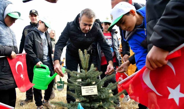 Ardahan'da fidanlar toprakla buluştu