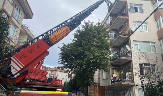 Avcılar'da çatı tamiri sırasında kalp krizi geçiren 79 yaşındaki adam hayatını kaybetti