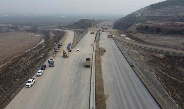 Aydın-Denizli Otoyolu'nun 80 kilometrelik kısmı trafiğe açılacak