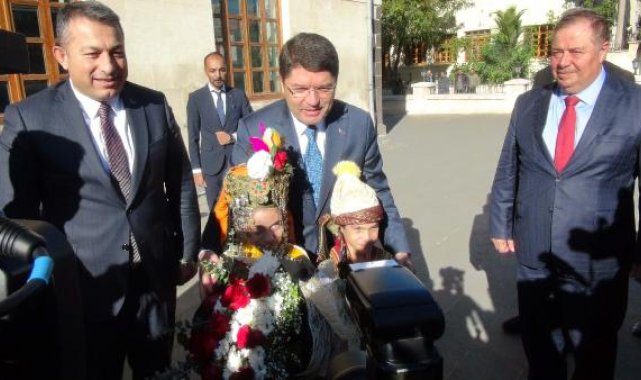 Bakan Tunç: Hasar tespiti ve yıkım kararı davaları, 168 günde tamamlanacak
