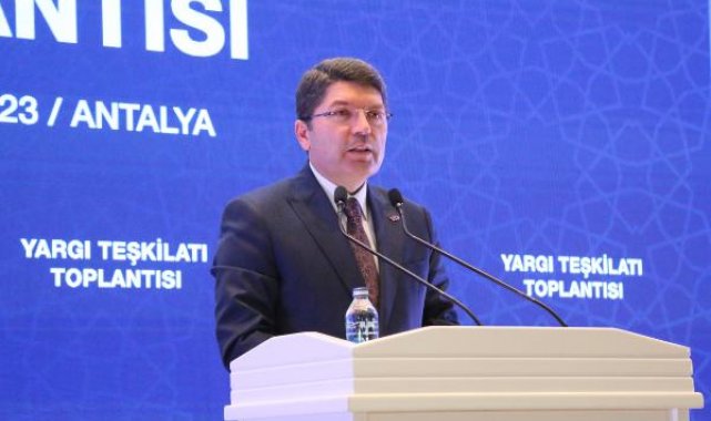 Bakan Tunç: İki mahkemenin farklı kararları üzerinden sokak çağrısı yapmak, çirkin bir davranış