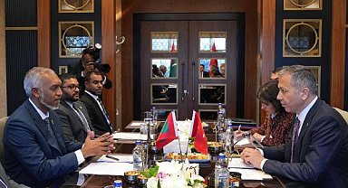 Bakan Yerlikaya, Maldivler Cumhurbaşkanı Muizzu ile görüştü
