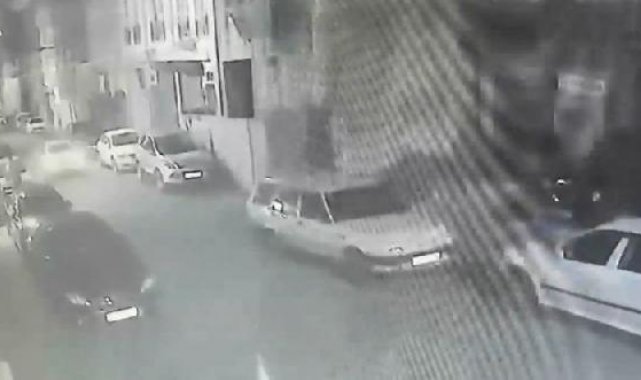 Bakırköy'de kaza yapan kişilerin suç dosyası kabarık çıktı; şüpheliler adliyeye sevk edildi