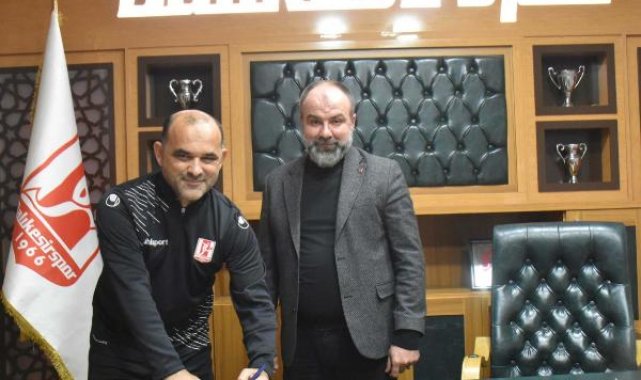 Balıkesirspor'da İsmail Cem Cambaz dönemi başladı