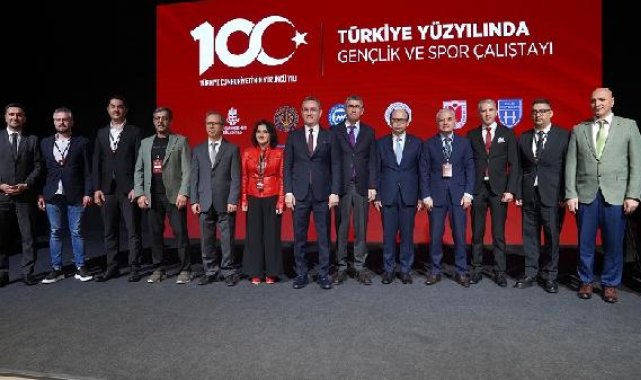 Başakşehir'de Türkiye Yüzyılı'nda Gençlik ve Spor Çalıştayı yapıldı