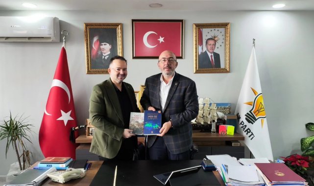 Başkan Önsay, TÜBA-TESEP Ödüllü Öğretim Üyesi Özcan ile bir araya geldi