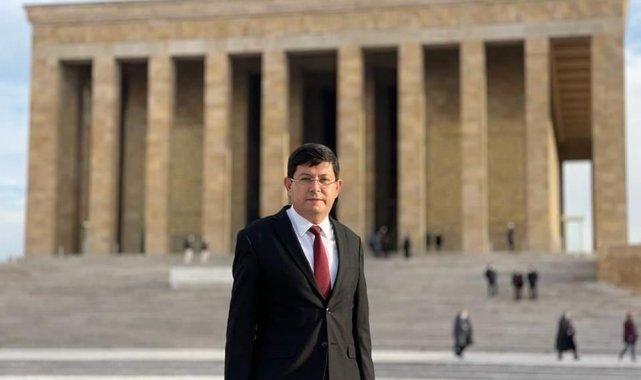 Başkan Özcan: "Her eserin bir imzası vardır, bu ülkenin imzası da Atatürk'tür"