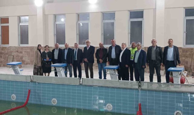 Başkan Özdemir: "Yarı Olimpik Yüzme Havuzu kısa sürede hizmete girecek"