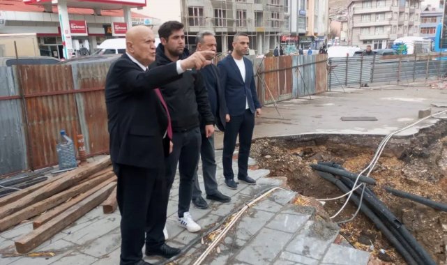 Başkan Pekmezci Taş Köprü inşaat sahasında incelemelerde bulundu