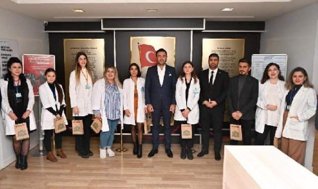 Beşiktaş Belediye Başkanı Rıza Akpolat, öğretmenleri ziyaret etti