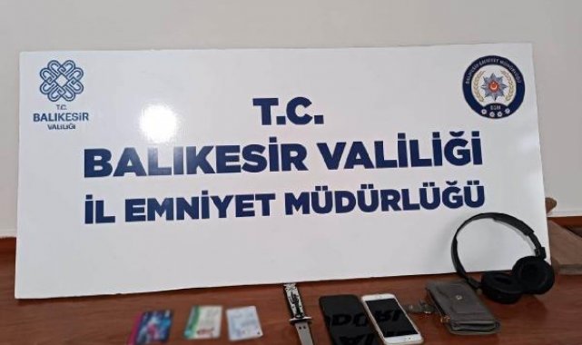 Bıçakla 2 kişiyi gasbeden 13 yaşındaki 2 kız çocuğu yakalandı