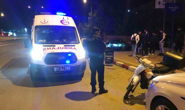 Bilecik'te araç kapısına çarpan motosiklet sürücüsü yaralandı