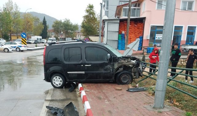 Bilecik'te yaşanan trafik kazasında 1 kişi yaralandı