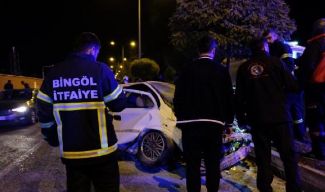 Bingöl'de 2 ayrı kaza: 12 yaralı