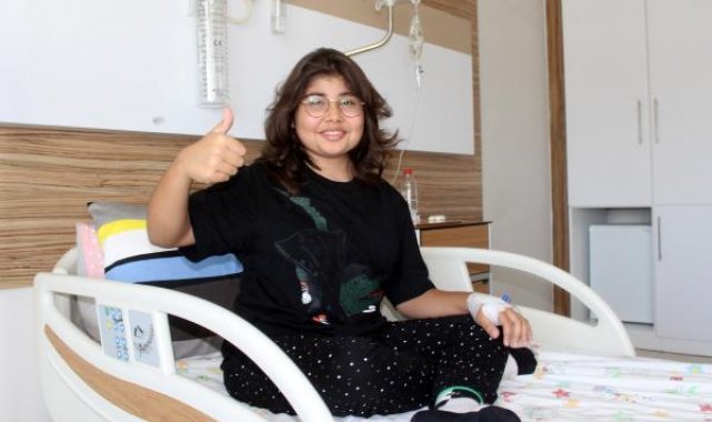 Böbrek nakliyle hayata tutunan Esila'nın hedefi doktor olmak