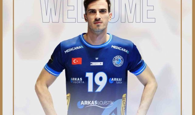 Bulgar oyuncu Nikolay Kartev, Arkas Spor'da