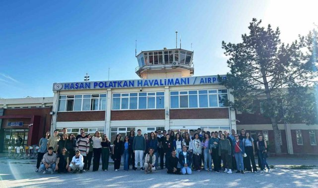 Burhaniye'de Lise öğrencileri Üniversite gezisine katıldı