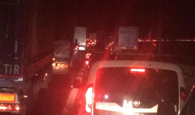 Bursa Orhangazi Tünelindeki çalışma, İstanbul istikametinde uzun araç kuyruğu oluşturdu