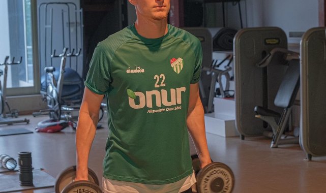 Bursaspor salonda antrenman yaptı