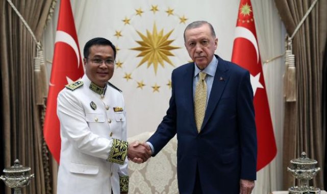 Büyükelçilerden Cumhurbaşkanı Erdoğan'a güven mektubu