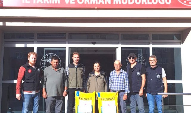 Çanakkale'de üreticilere İtalyan çim tohumu dağıtıldı