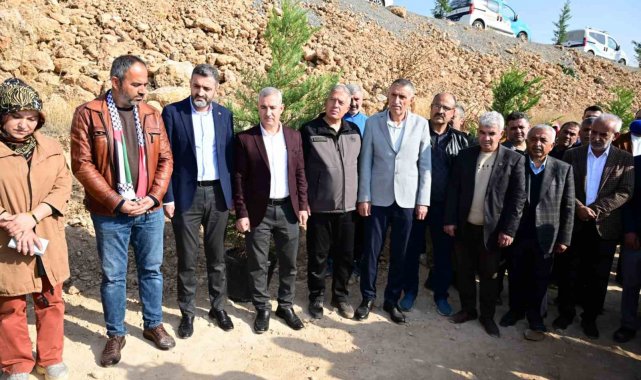 Depremde hayatını kaybedenleri isimleri Şehir Parkı'nda yaşayacak