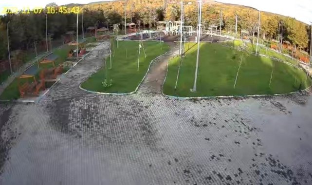 Dilovası'nda parklar 24 saat güvende