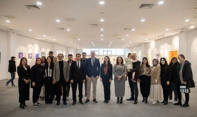 EBYÜ'de "24 Kasım Öğretmenler Günü Resim Sergisi"nin açılışı yapıldı