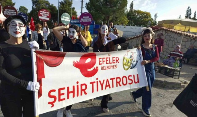 Efeler Belediyesi Şehir Tiyatrosu Pandomim Ekibi Muğla'da festivale katıldı