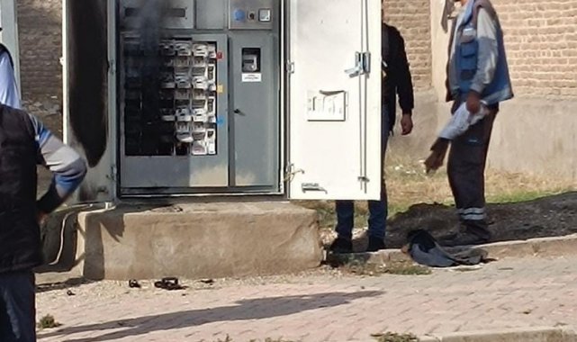 Elektrik trafosundan çıkan duman korkuttu