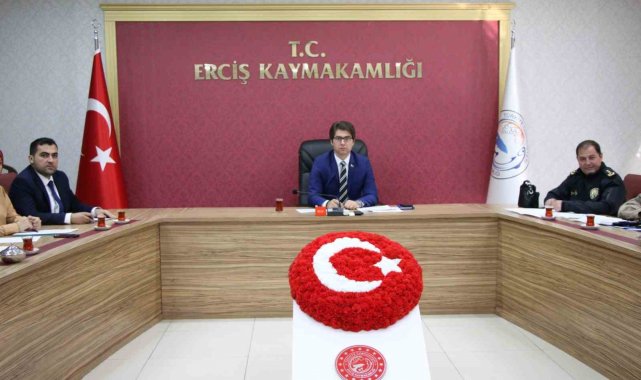 Erciş'te sokak hayvanlarına yönelik istişare toplantısı yapıldı