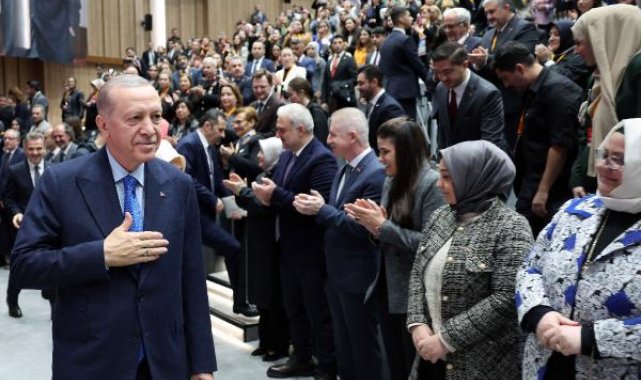 Erdoğan: Eli öpülecek kadın aranıyorsa, şehitlerimizin yiğit anaları, eşleri, başımızın tacı öğretmenlerimizdir