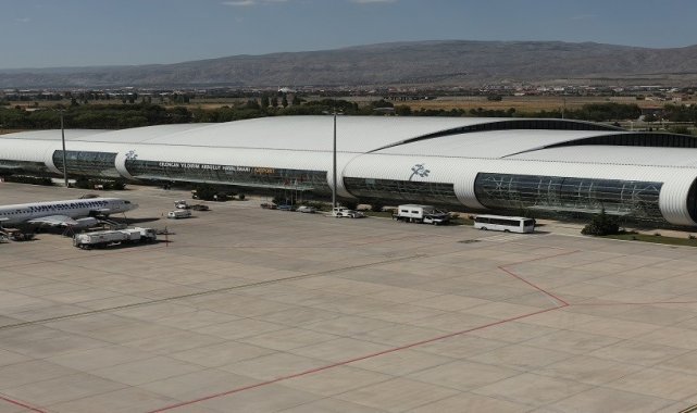 Erzincan Yıldırım Akbulut Havalimanı'ndan ekim ayında 30 bin 800 yolcu faydalandı