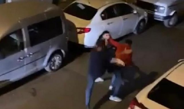 Esenler'de sokak ortasında tekme tokat saldırdılar
