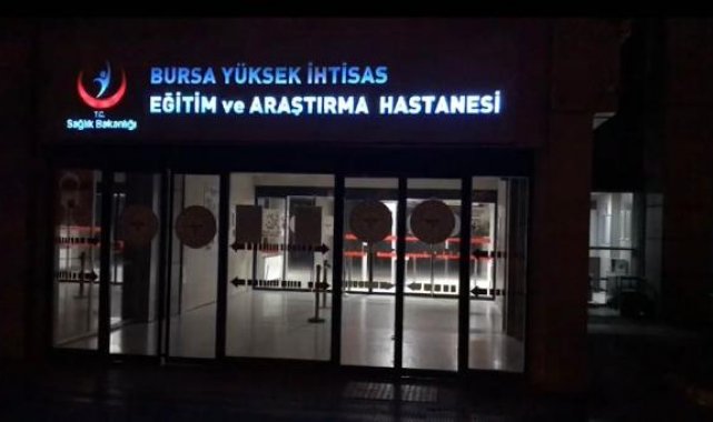 Eşini, ruhsatsız silahlarla oynarken kazara vurmuş