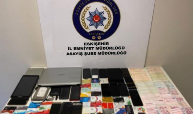 Eskişehir merkezli 2 milyon liralık dolandırıcılık operasyonunda 8 gözaltı