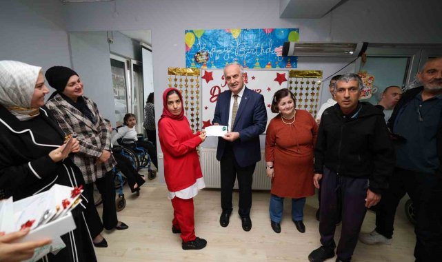 EYDEM'de doğum günü sürprizi